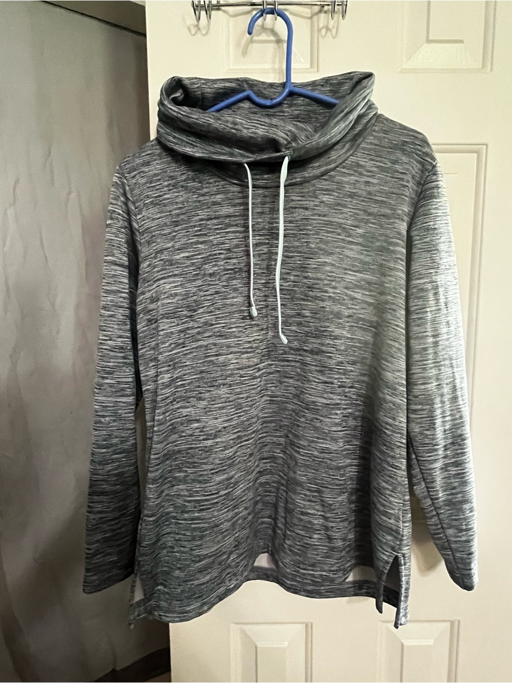 Columbia Women's Gray Marled Turtleneck Pullover